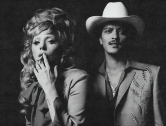 Lady Gaga avec Bruno Mars pour la sortie de leur nouveau songle "Die with a smile"