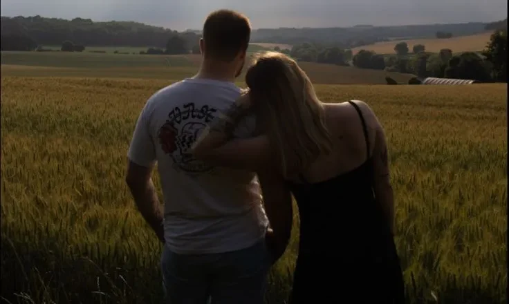 photo du groupe Nuits d'été illustrant le single "Dancing With Your Ghost"